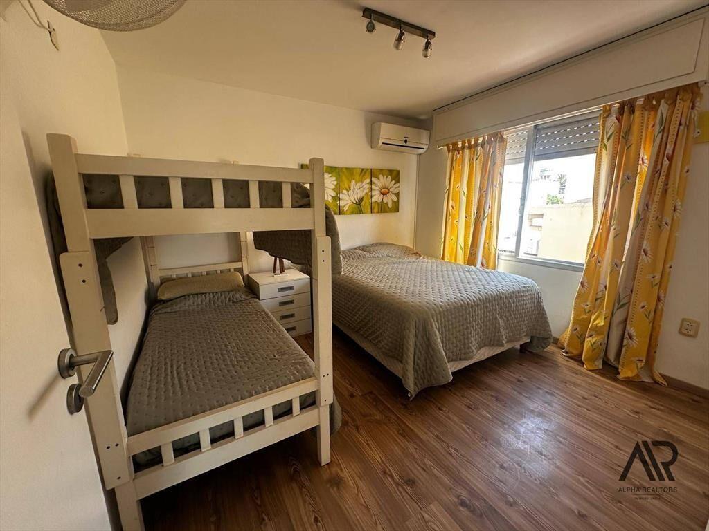 Apartamento en alquiler temporario c/ cochera en Península