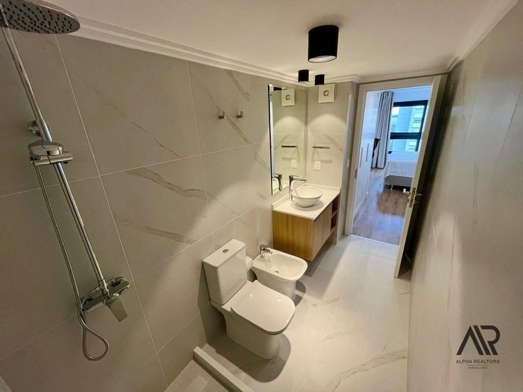 Apartamento en venta en Sea Garden