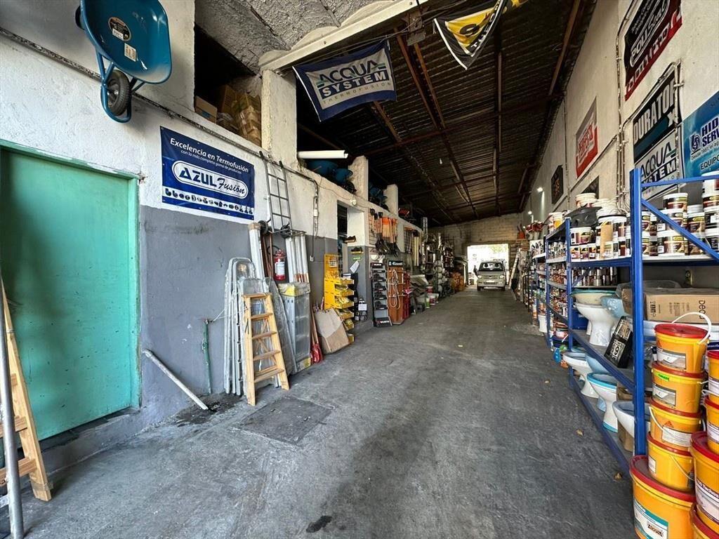 Venta local industrial galpon deposito comercial CON RENTA