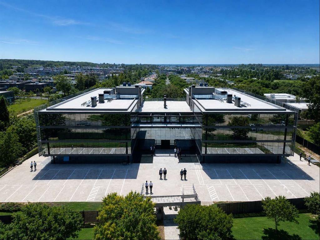 VENTA o ALQUILER OFICINA - Carrasco Norte - Oficinas AAA A