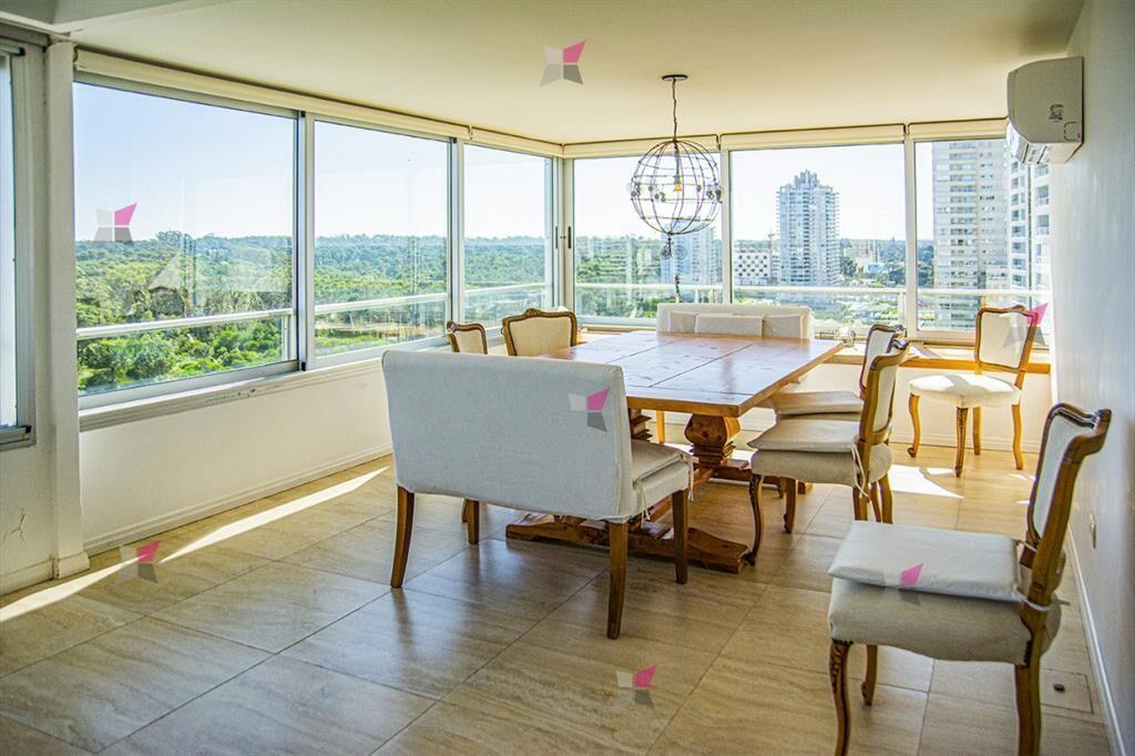 Excelente departamento en Punta del Este