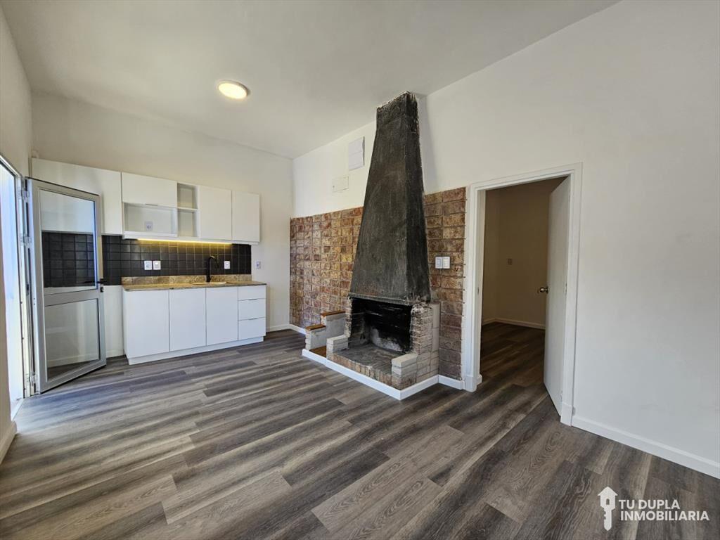 AlQUILER 1 DORMITORIO CON GARAJE, PEÃ?AROL