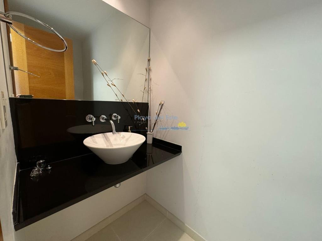Moderno apartamento en a pasos de la Mansa