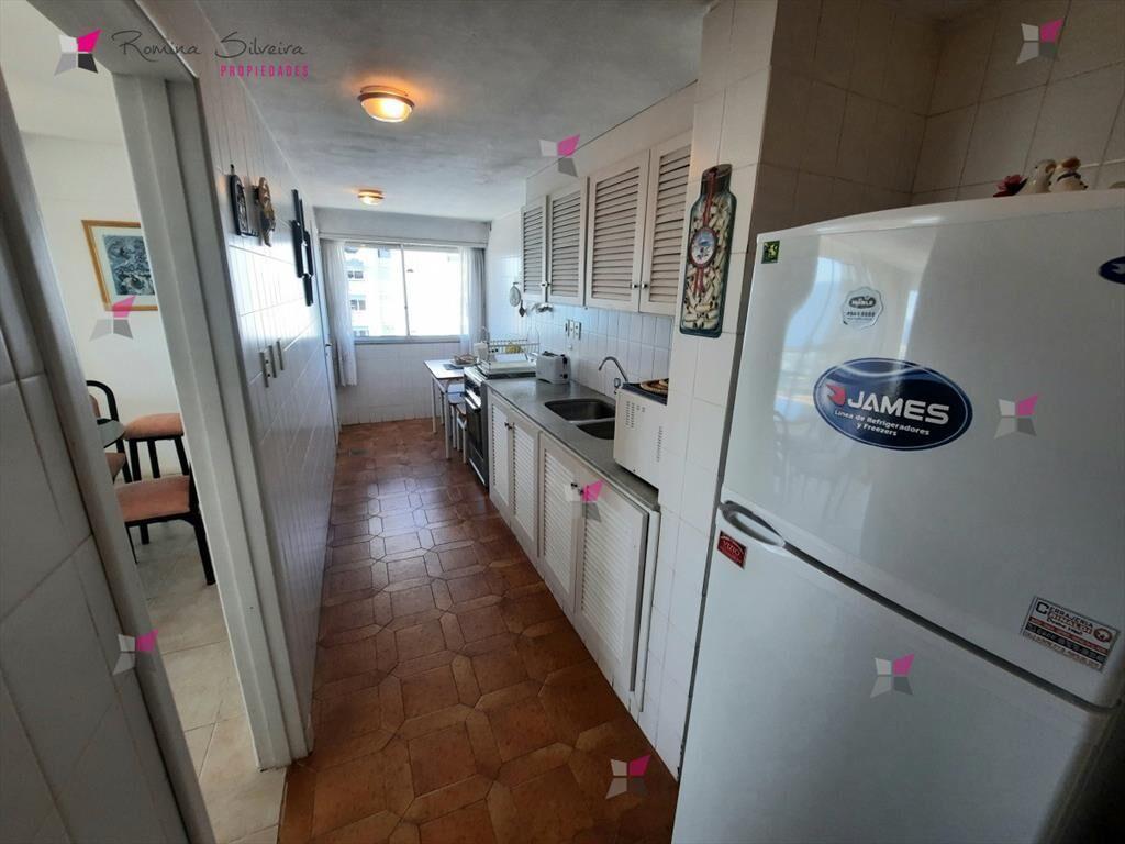 VENTA DE APARTAMENTO DE 2 DORMITORIOS EN PENINSULA PUNTA DE