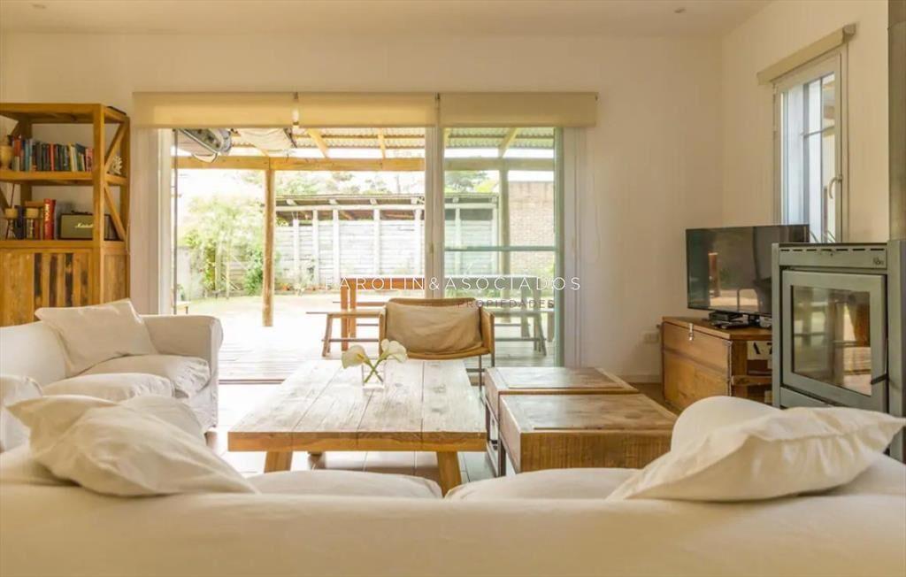 Casa en venta de 3 dormitorios en La Barra, Punta