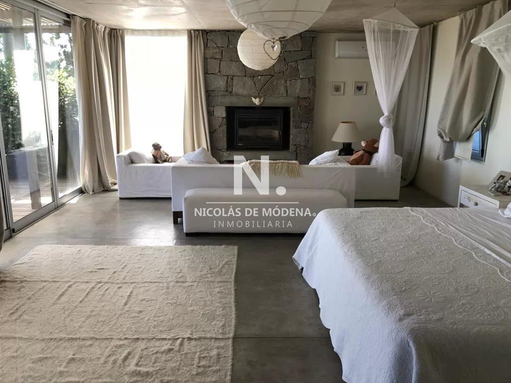 Excelente casa en Venta en Playa Bikini