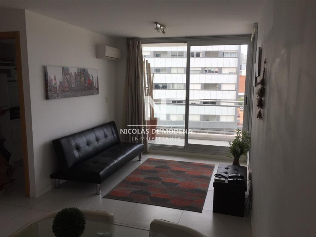 Departamento de  1 dormitorio en venta en Torre