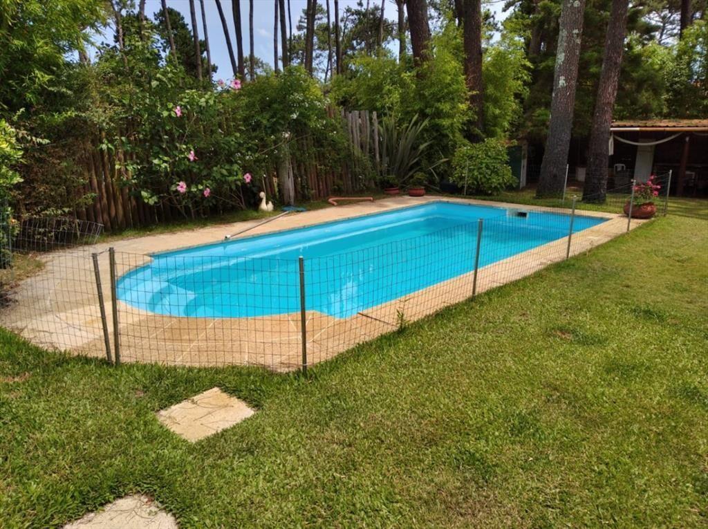 Casa en venta de 3 dormitorios c/ cochera en Pinares