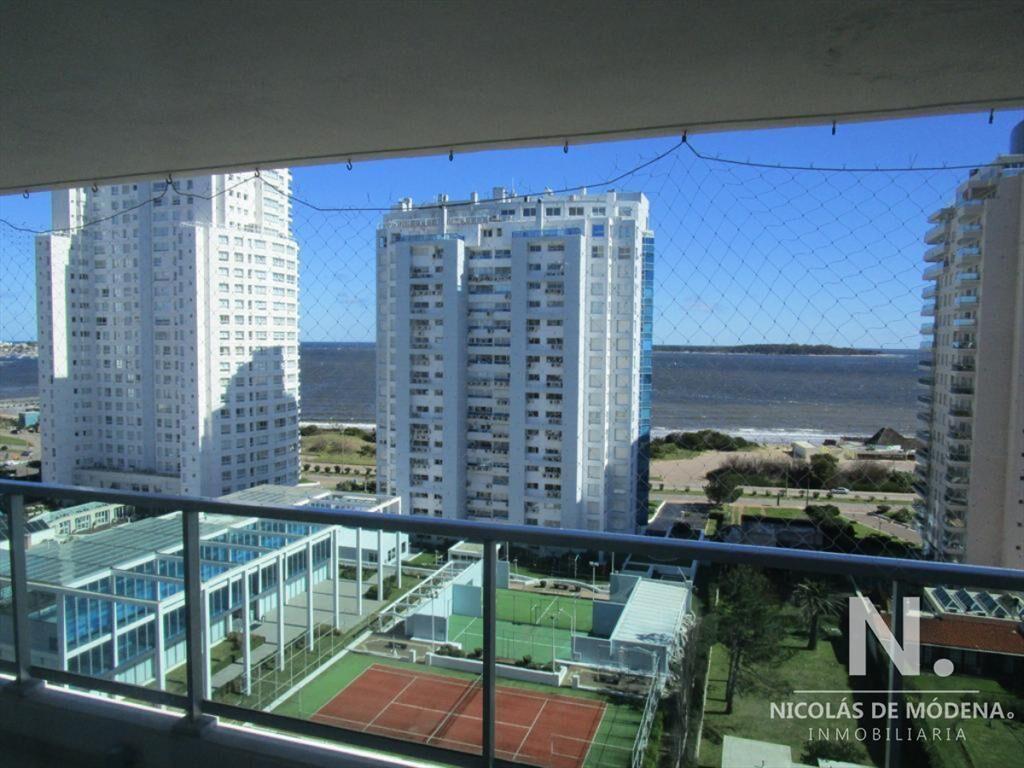VENTA HERMOSO APARTAMENTO A METROS DE PLAYA MANSA