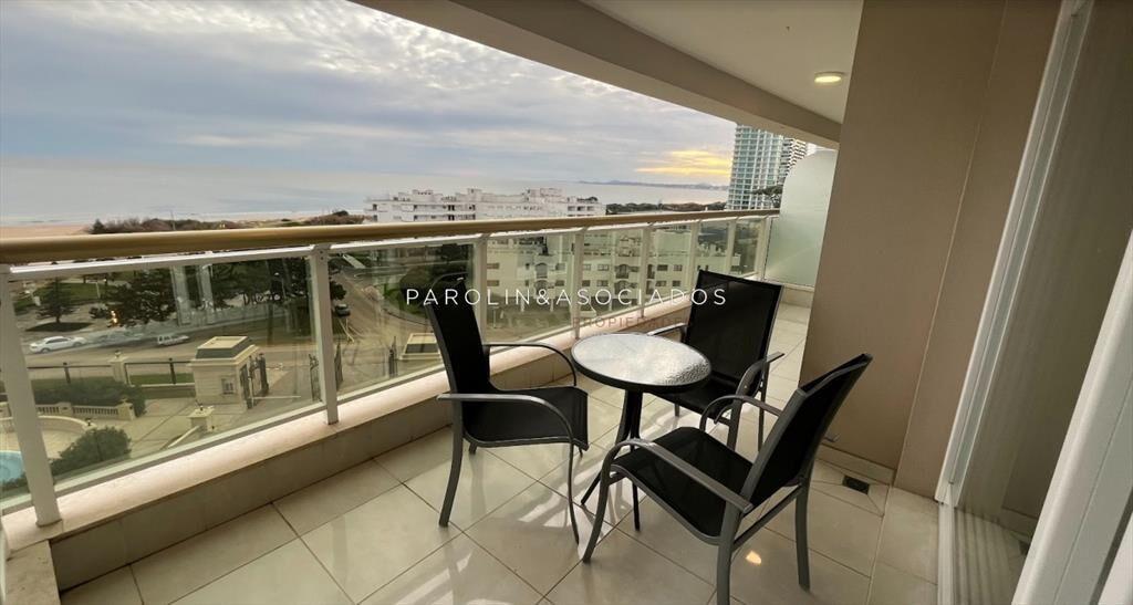 Departamento de 2 dormitorios en venta en Le del