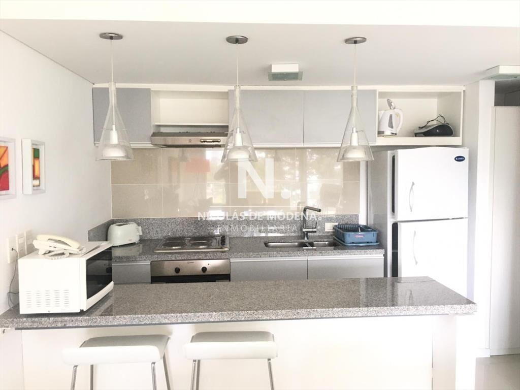 Apartamento en Be Punta en alquiler