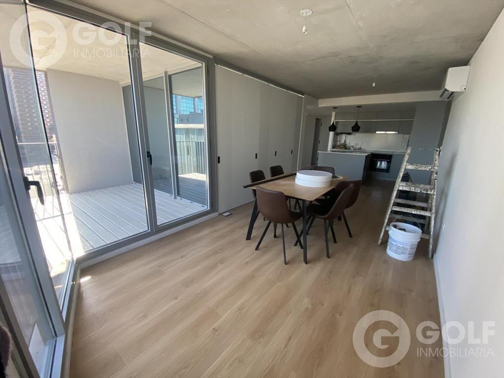 Venta apartamento de 2 dormitorios DUPLEX  Ciudad Vieja