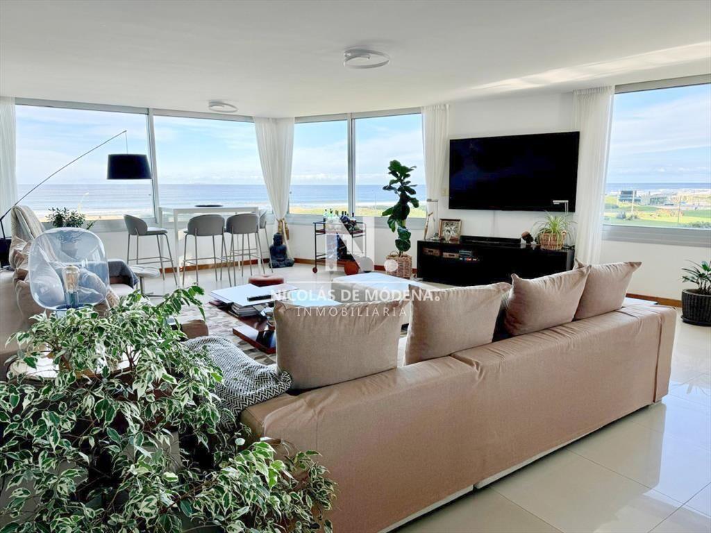 Departamento en  venta de 3 dormitorios y en III