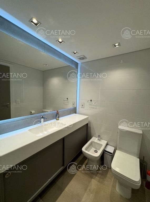 Venta apartamento 4 dormitorios - Malvin,