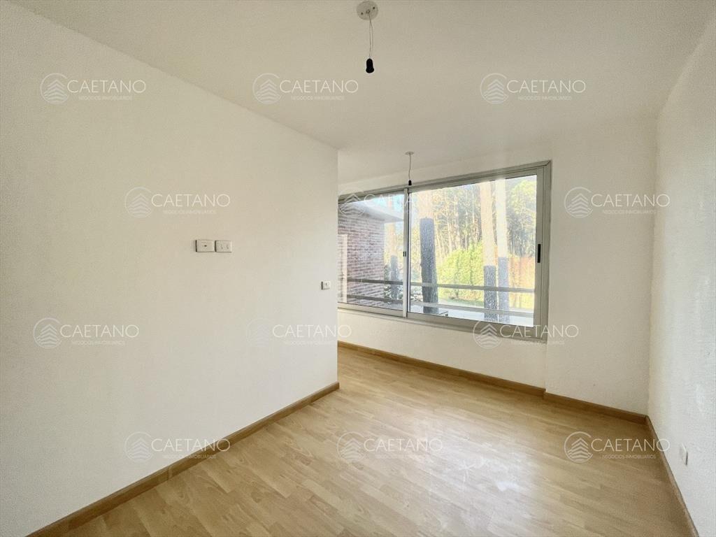 Venta Casa - 3 dormitorios 2 baños - Barrio los