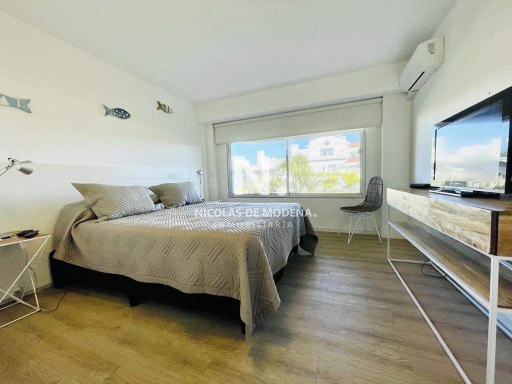 Apartamento de 2 Dormitorios en Montoya, La Barra
