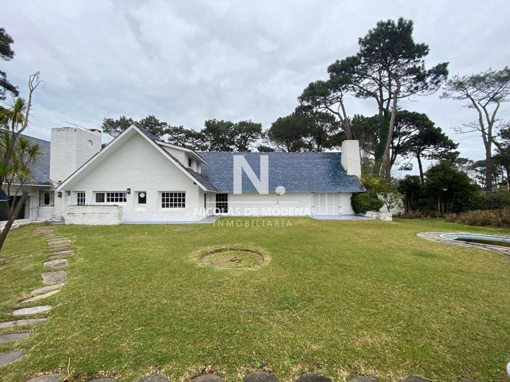 Casa a la venta en playa mansa de Punta Del Este