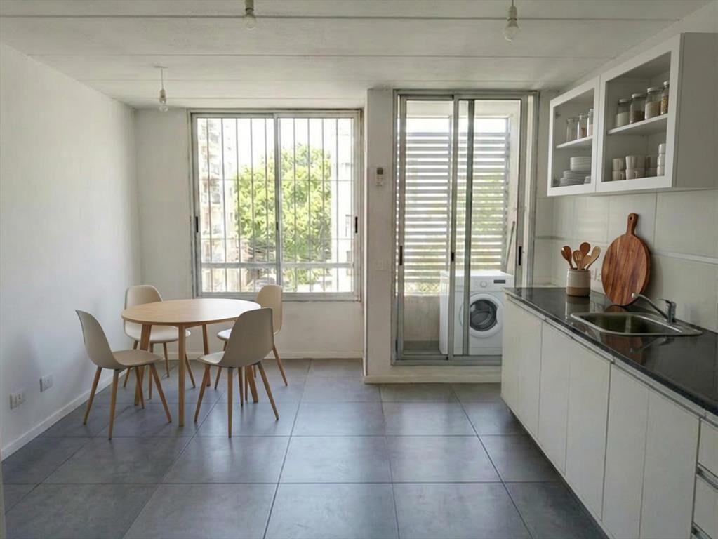 Venta de apartamento de 2 dormitorios con terraza próximo a