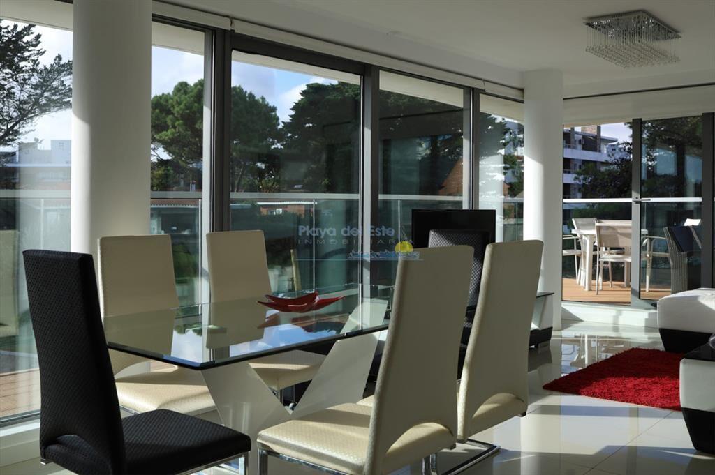 Apartamento en Venta de 2 dormitorio en Edificio