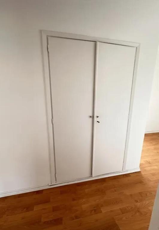Alquiler Apartamento tres dormitorios dos baños con Vista a