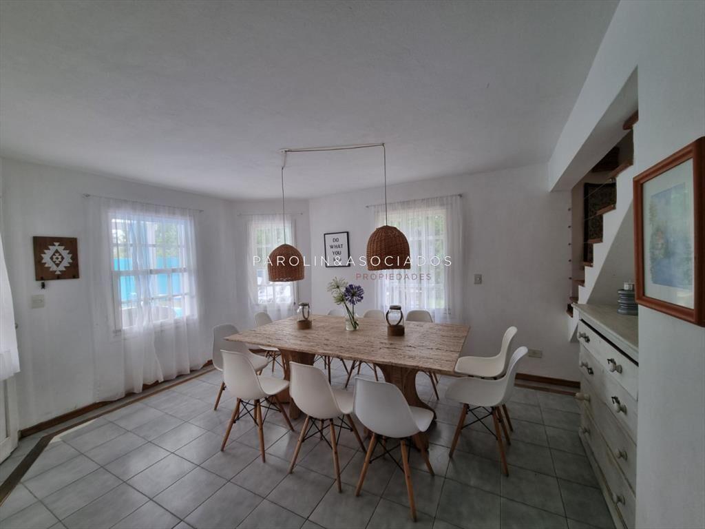Casa en venta en La Barra a 3 cuadras de la Punta