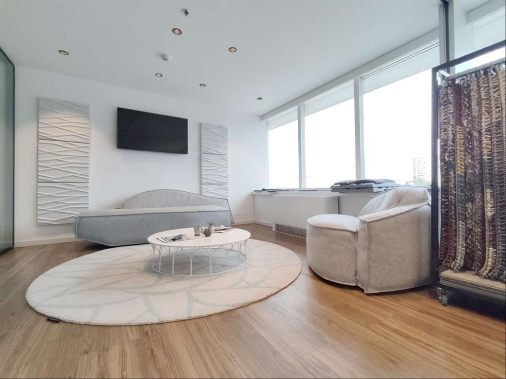 ALQUILER OFICINA World Trade Center, 225 m2, 2 gges