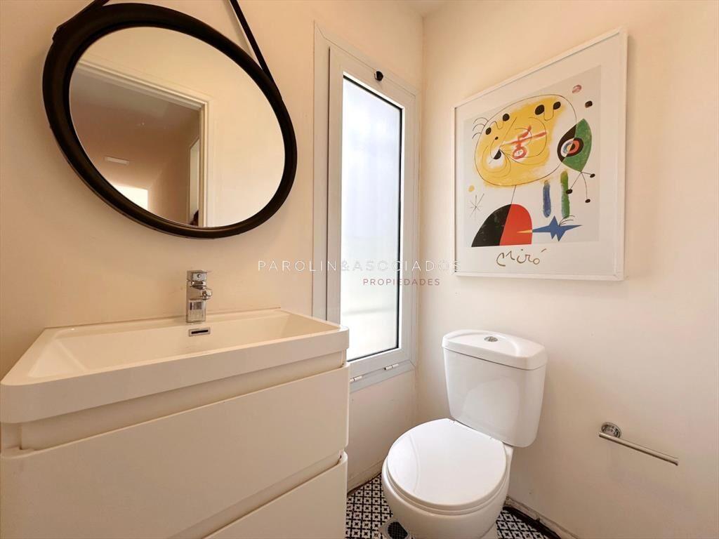 Casa En Venta de 4 Dormitorios En Jardines De Cordoba, Punt