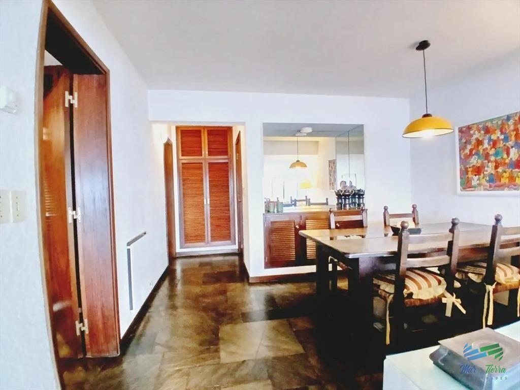 Venta de apartamento sobre playa Brava 1 en 2