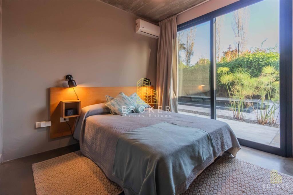 Venta Casa en La Arbolada Barrio Cerrado Punta 3