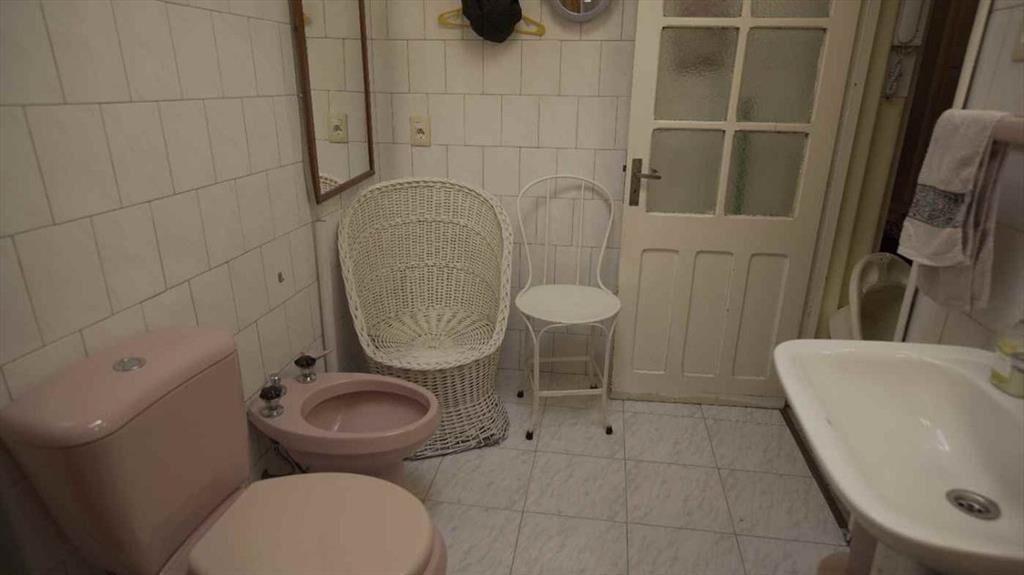 MUY BUENA CASA EN PLENO CENTRO DE SALTO