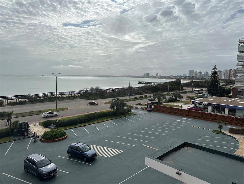 PRECIO DE REMTE . Frente al mar. PROX GORLERO