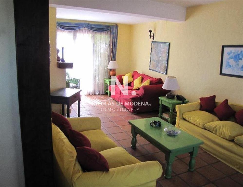 En venta casa de 4 dormitorios, primera lÃnea -