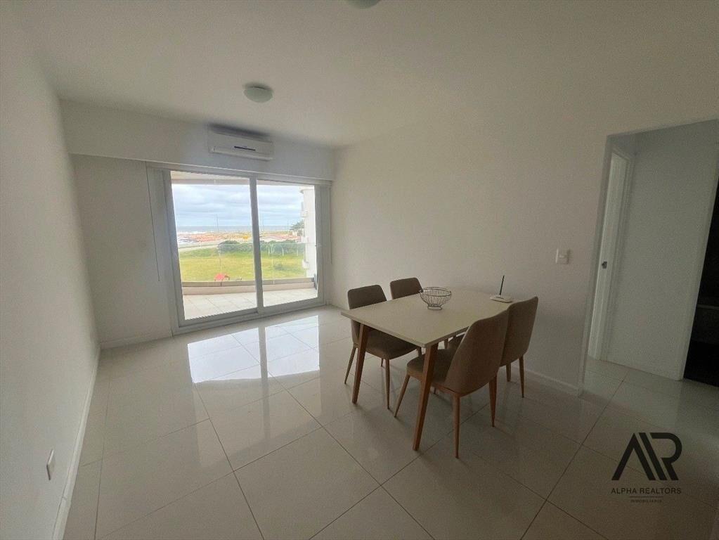 Venta De Apartamento Primera Linea Playa Mansa Parada 40