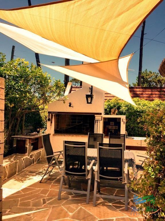 Casa en Pinares, 5 dormitorios *