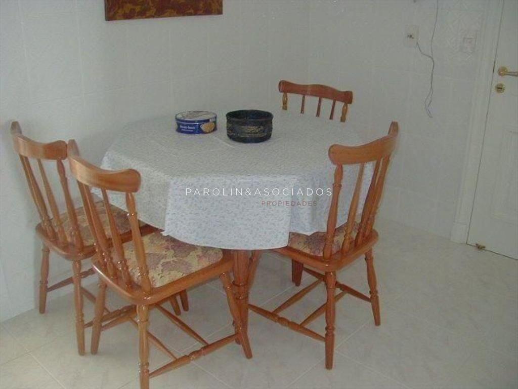 Apartamento de 3 dormitorios en Coral Tower, del
