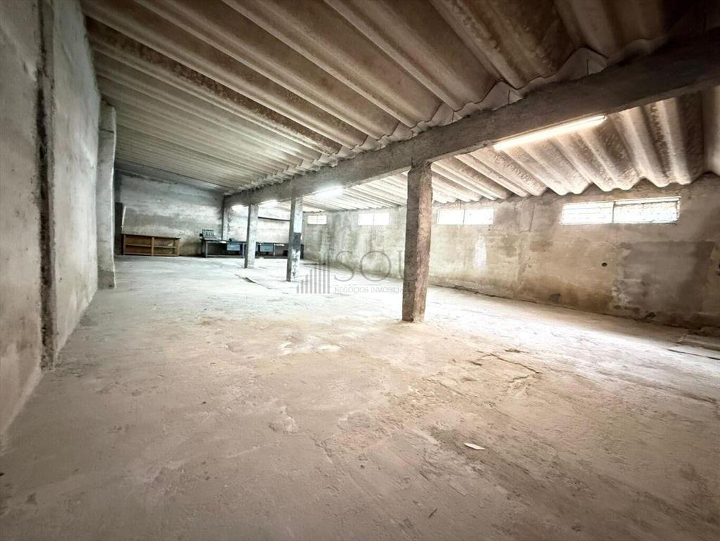 Alquiler local comercial en Sayago
