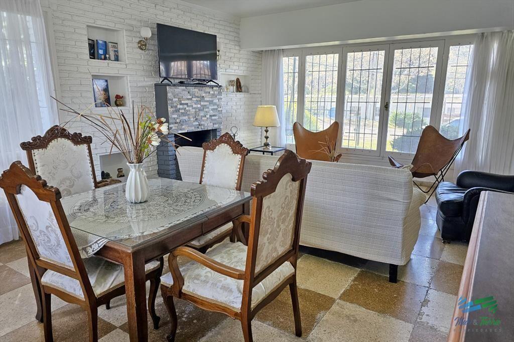 Vendo casa 4 dormitorios en zona Shopping, Punta