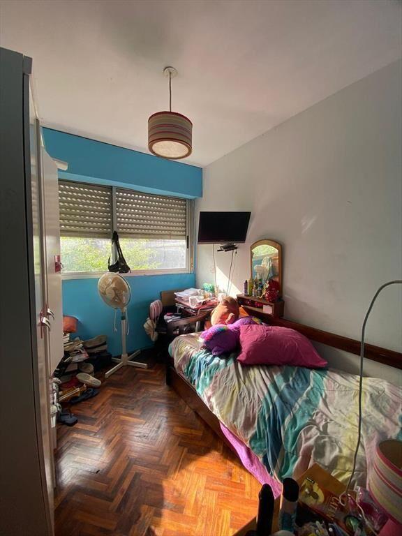 Casa a la venta en Tres Cruces atractiva para Reciclar