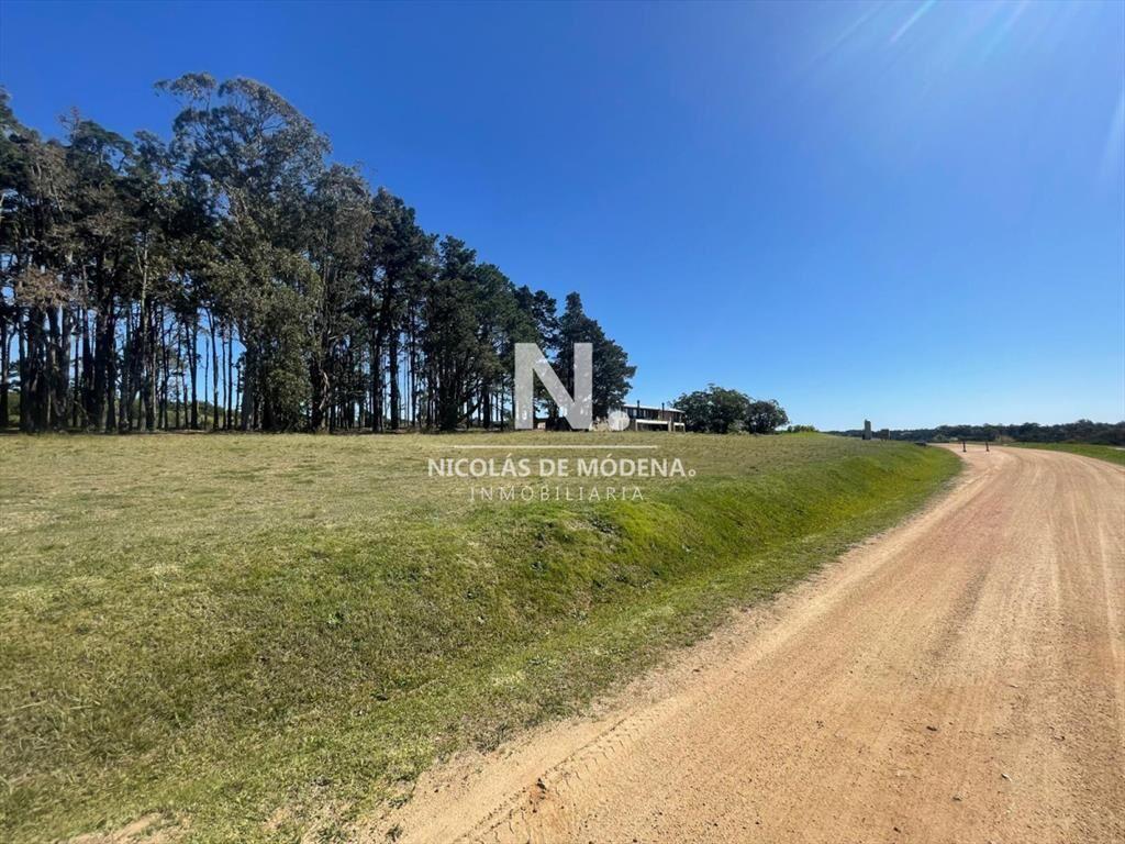 Oportunidad de Lote en Barrio Privado Laguna
