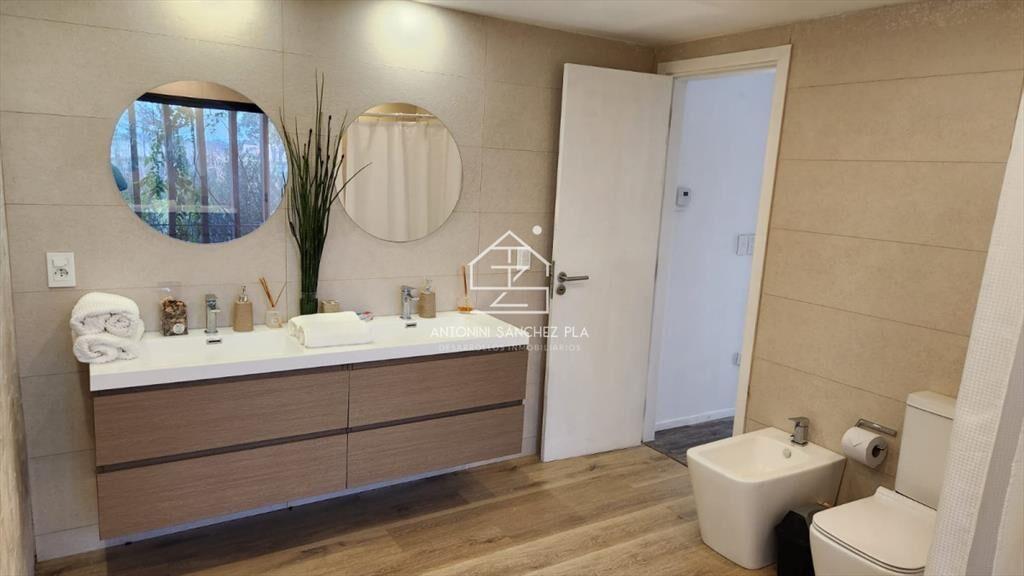 Alquiler y venta de casa de 4 dormitorios en Barrio Privado
