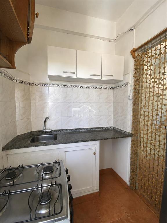 Venta apartamento 1 dormitorio alquilado. Malvín sobre Av.