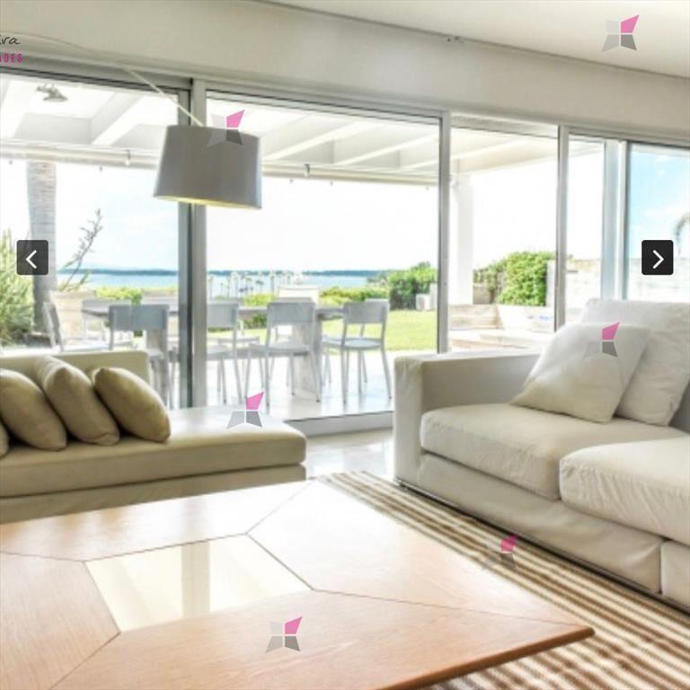 VENTA DE APARTAMENTO DE 3 DORMITORIOS EN PUNTA BALLENA PUNT