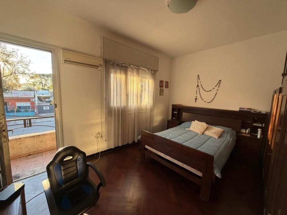 Venta casa 3 dorm en Paso Molino, Carlos María Ramírez y Flo
