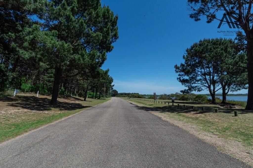 Terreno en venta de 1212m2 ubicado en Solanas