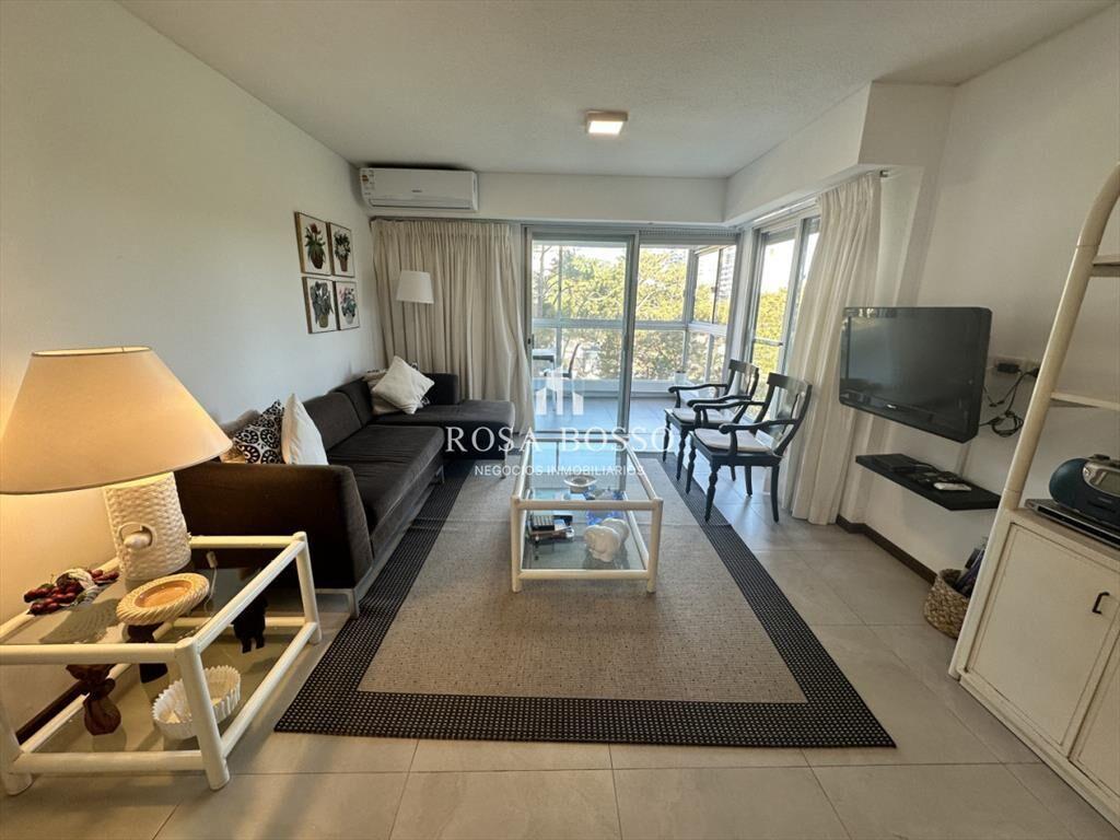 Apartamento en venta de dos dormitorios con listo