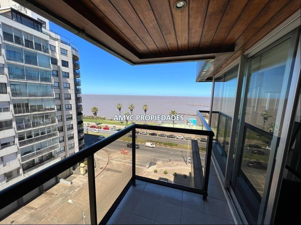 Apto 3 dormitorios con vista al mar, amueblado, 2 garage