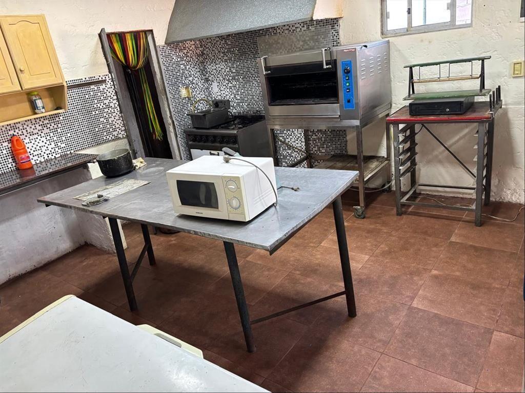 *** ALQUILADO ***  LOCAL COMERCIAL SOBRE AV. GIANNATTASIO L