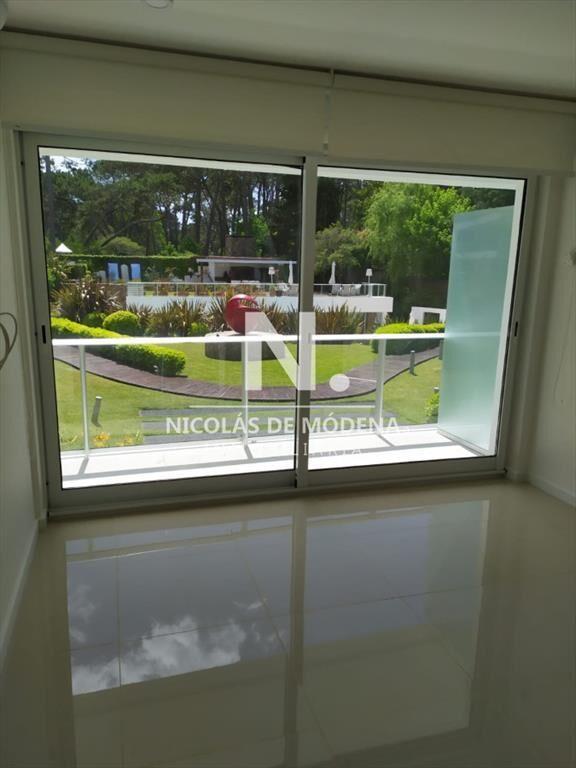 Apartamento de 1 dormitorio en Playa Mansa, Punta