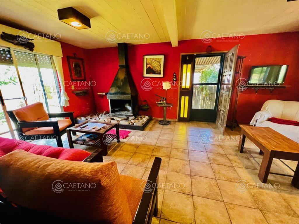 VENTA Y ALQUILER : CASA 3 DORMITORIOS + LOFT BS