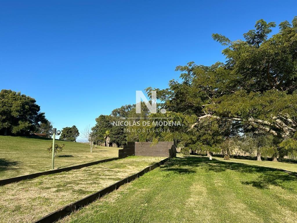 Vende campo en San Carlos Maldonado.